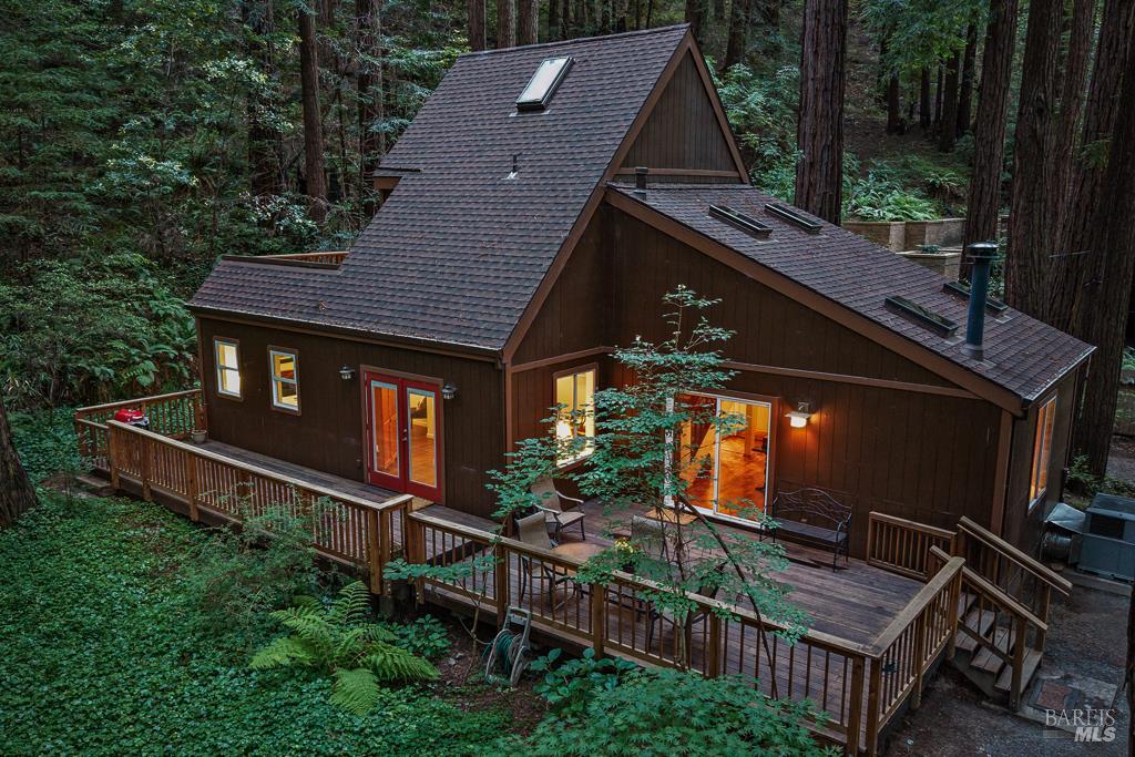 2305 Cazadero Highway
