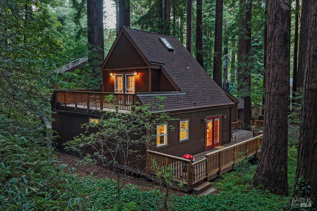 2305 Cazadero Highway