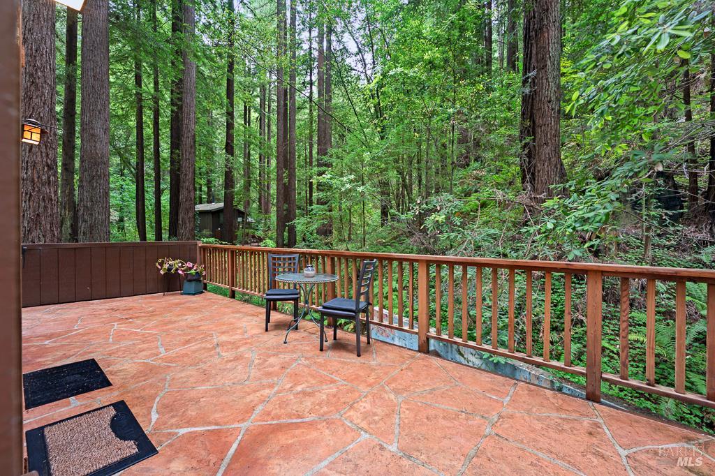 2305 Cazadero Highway