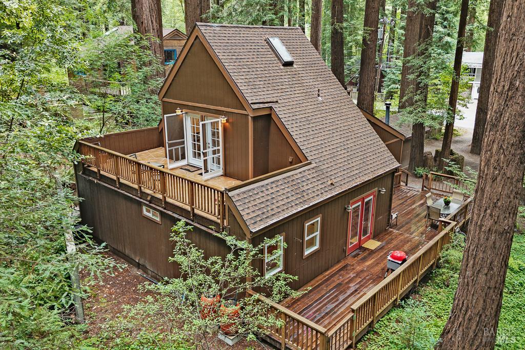 2305 Cazadero Highway
