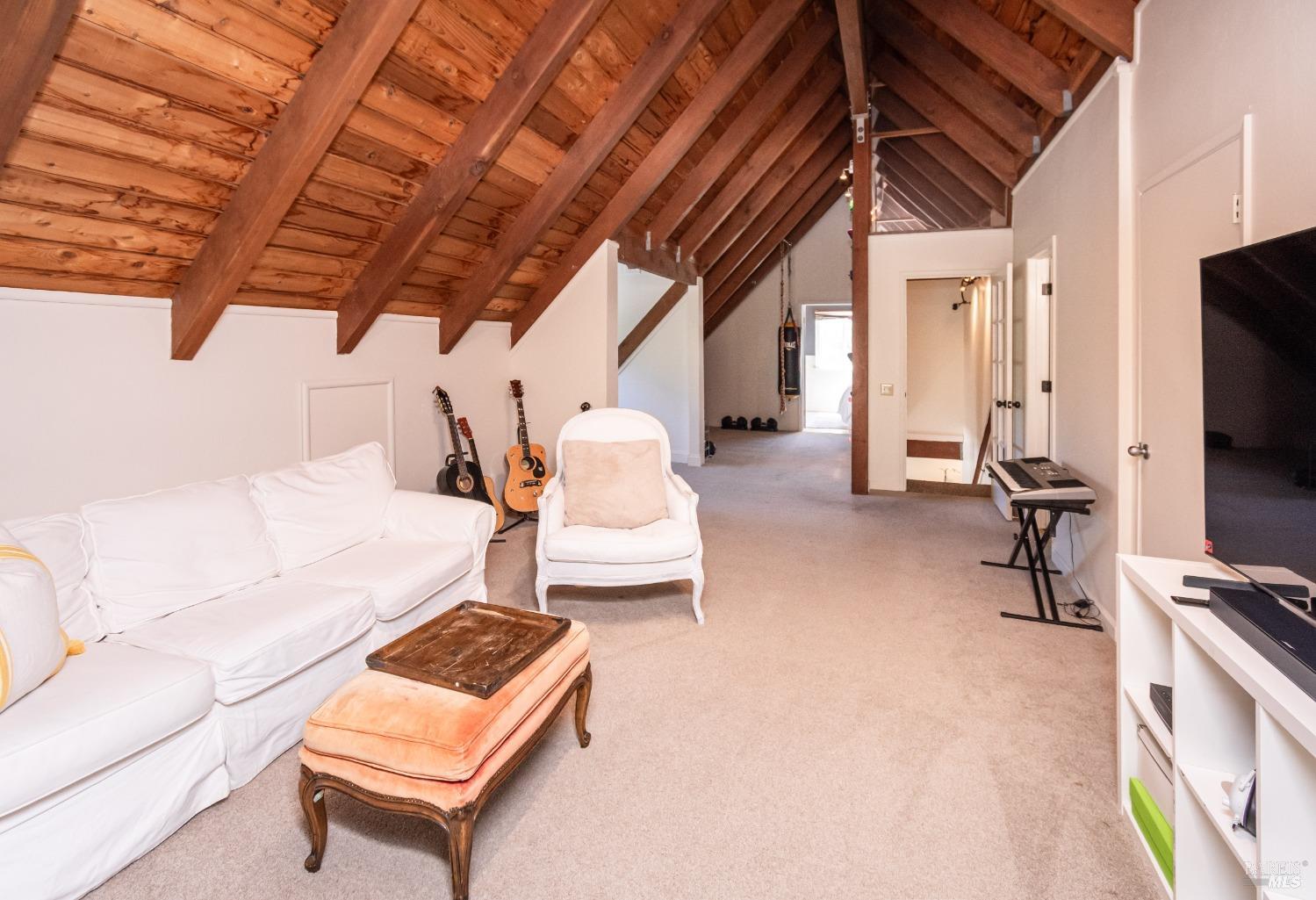 1114 Mount George Avenue