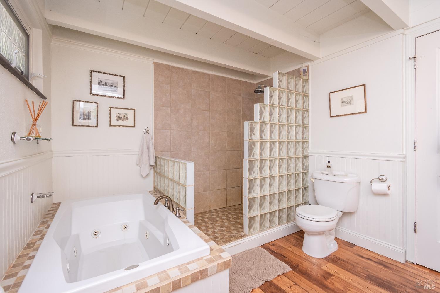 1114 Mount George Avenue