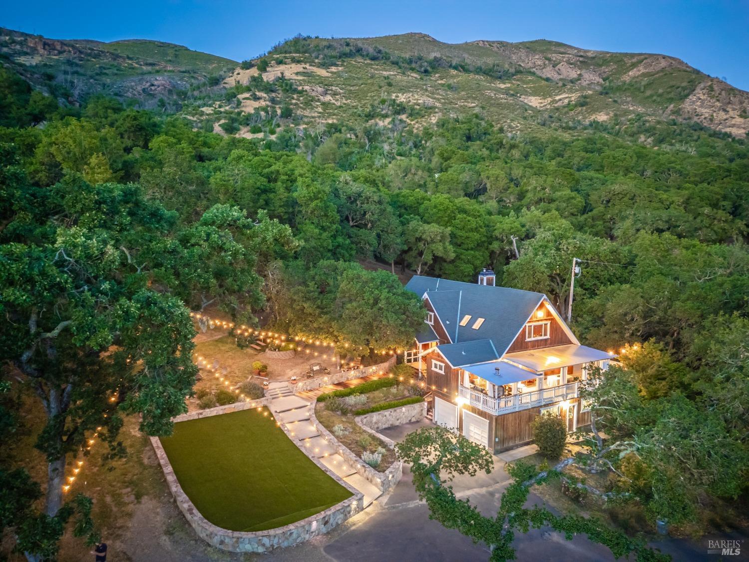 1114 Mount George Avenue