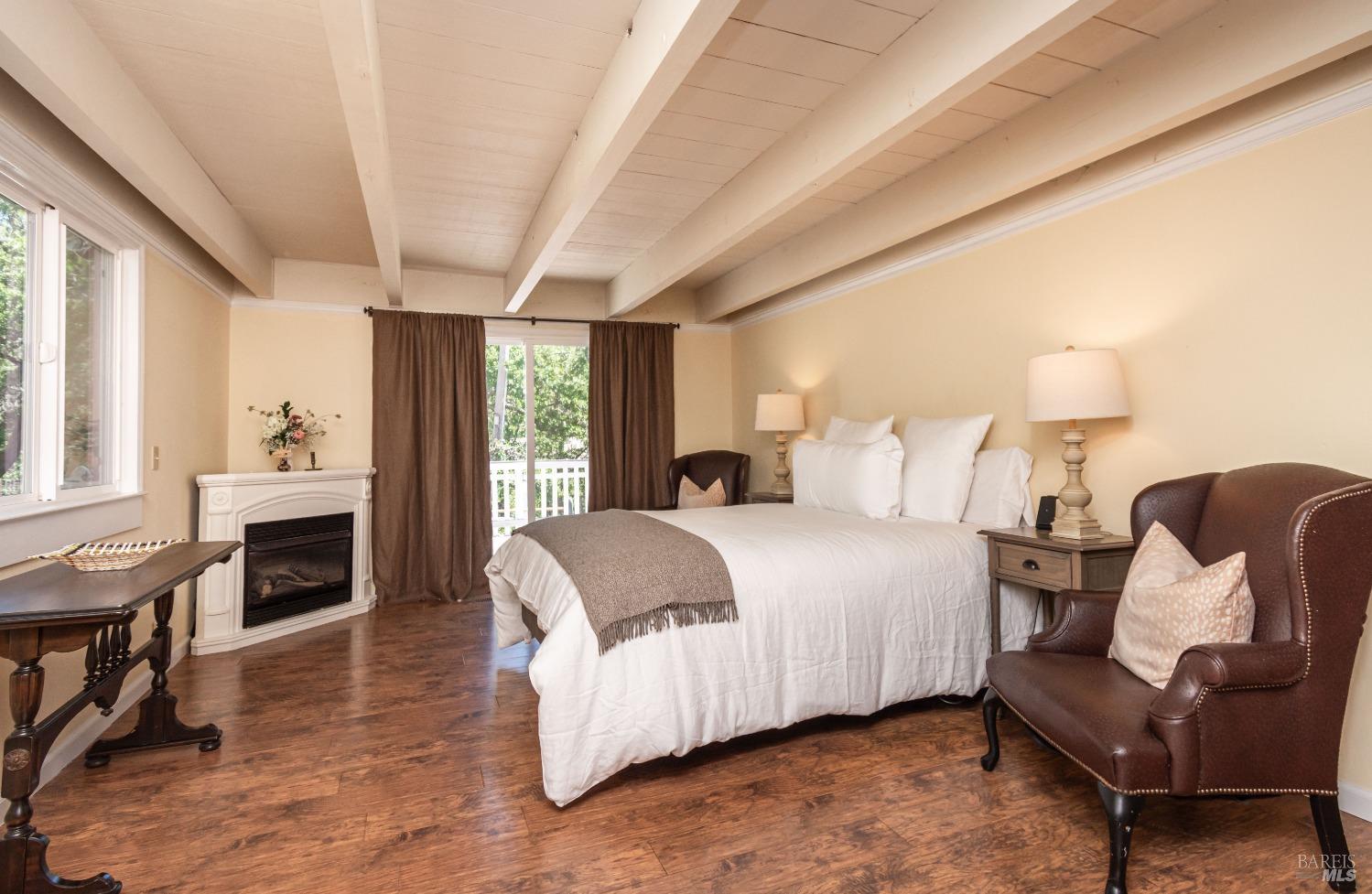 1114 Mount George Avenue