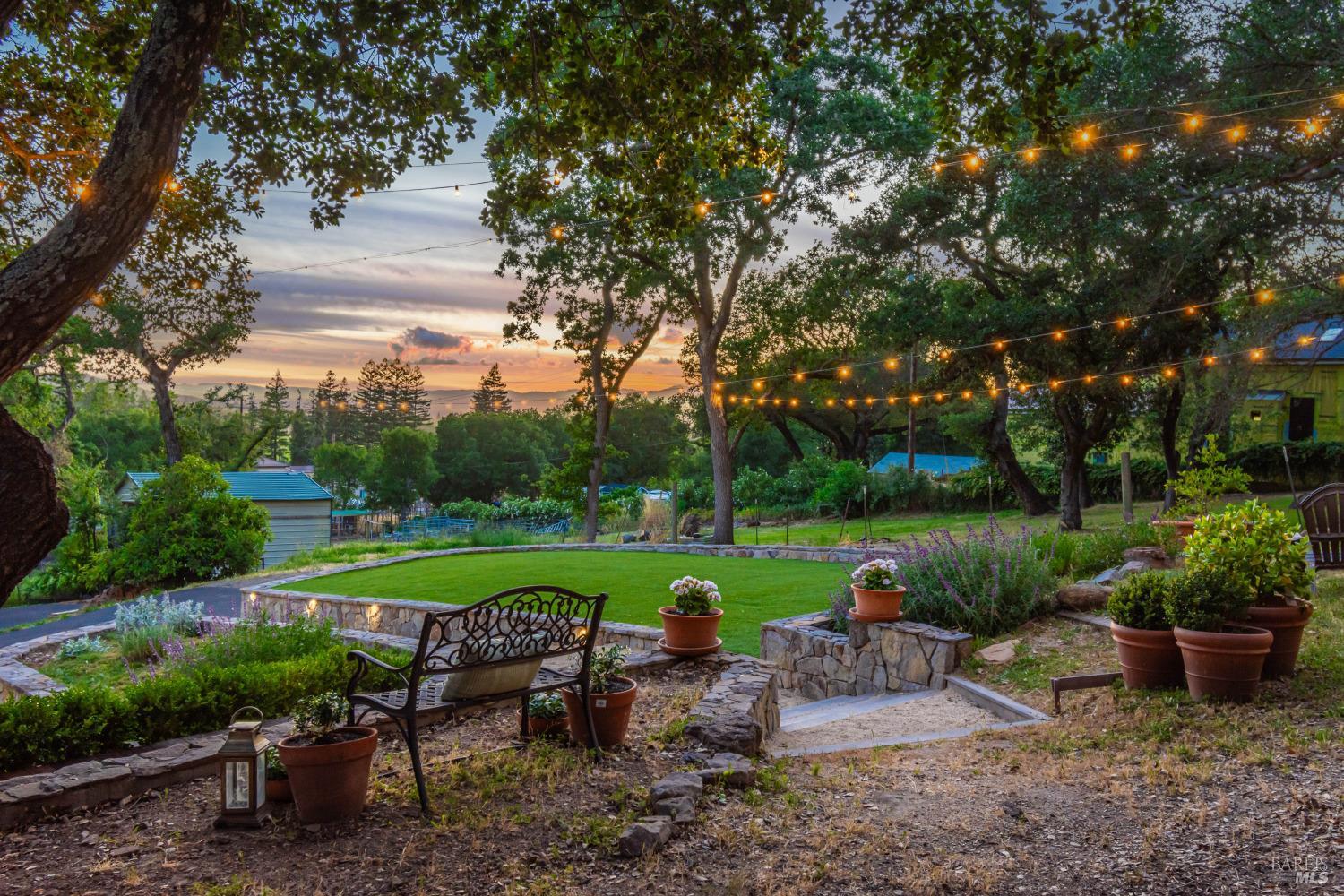 1114 Mount George Avenue