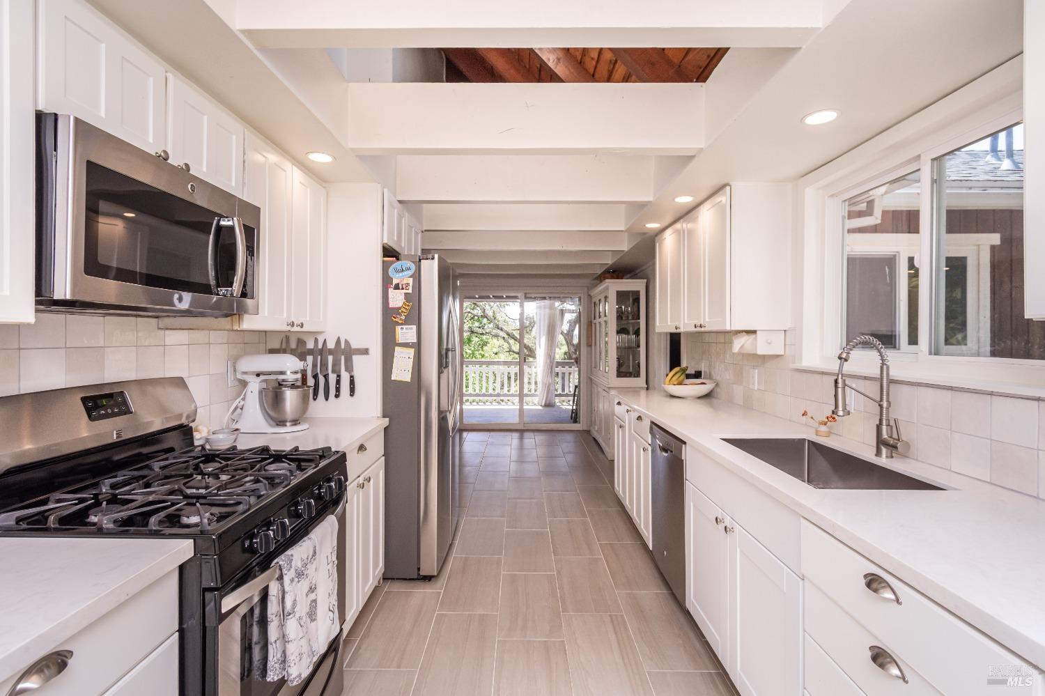 1114 Mount George Avenue