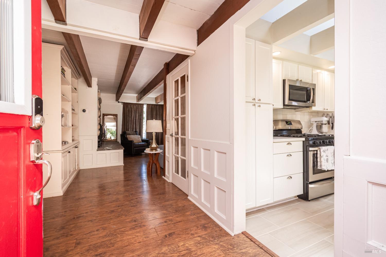 1114 Mount George Avenue