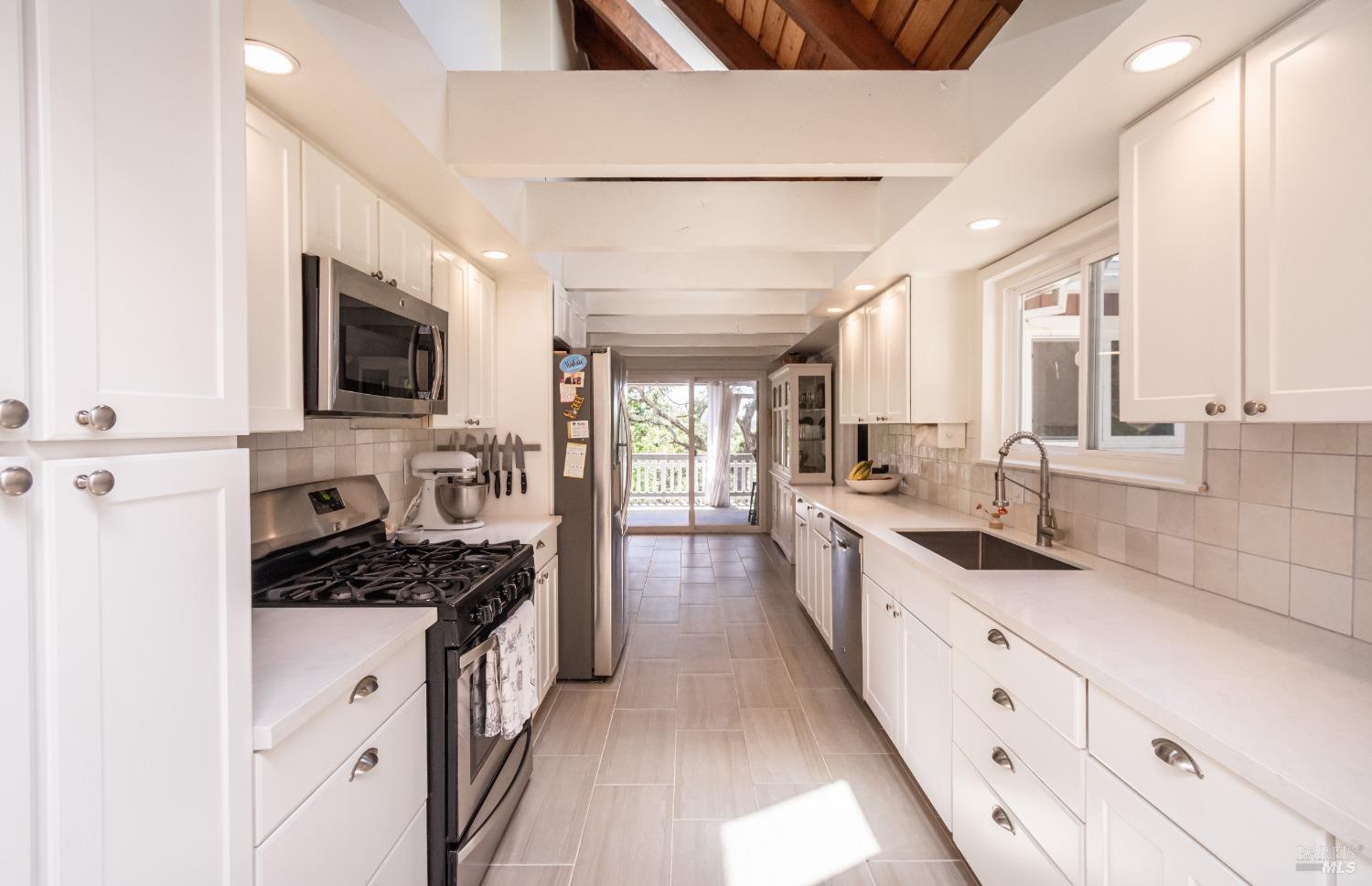 1114 Mount George Avenue