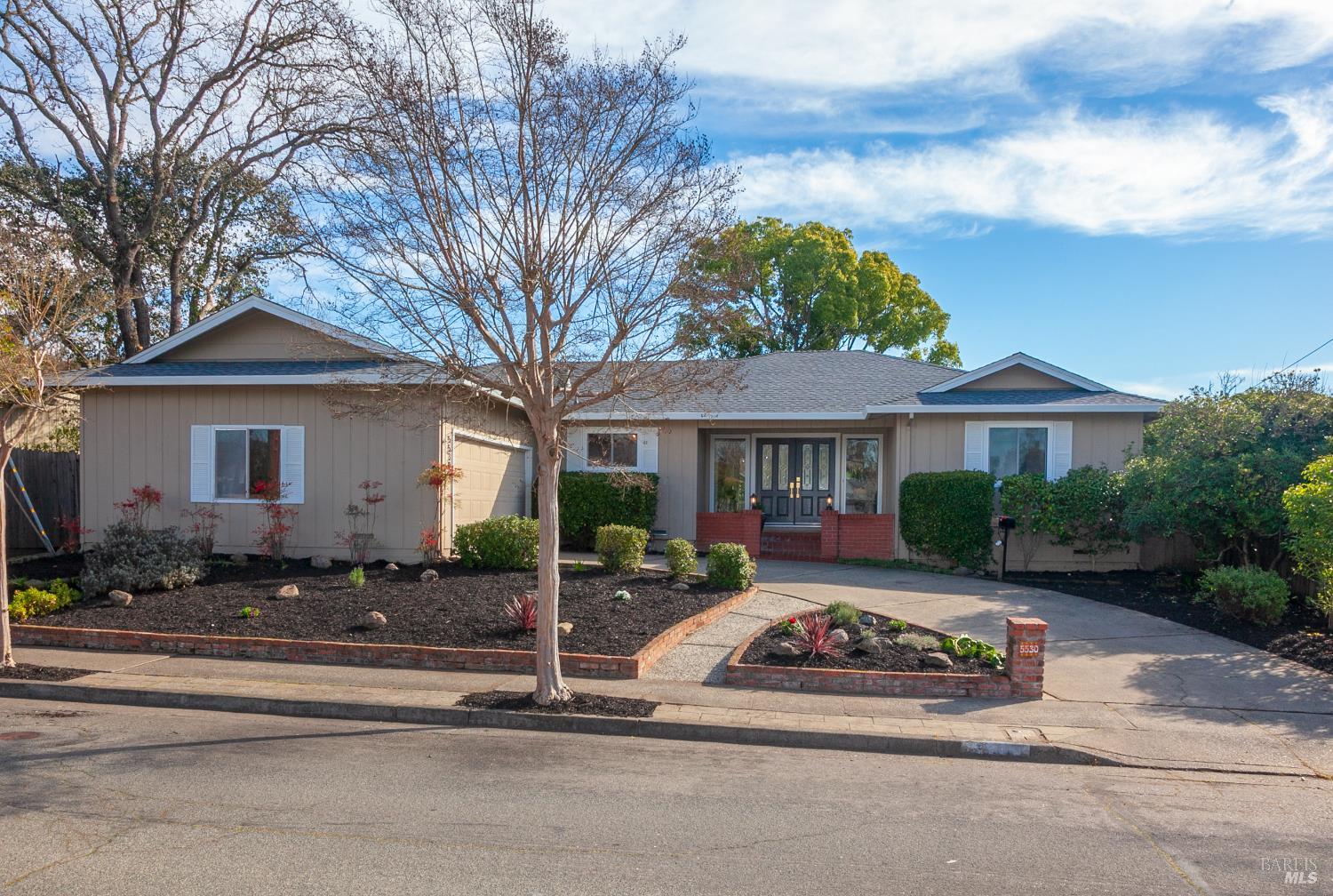 5530 Dupont Drive
