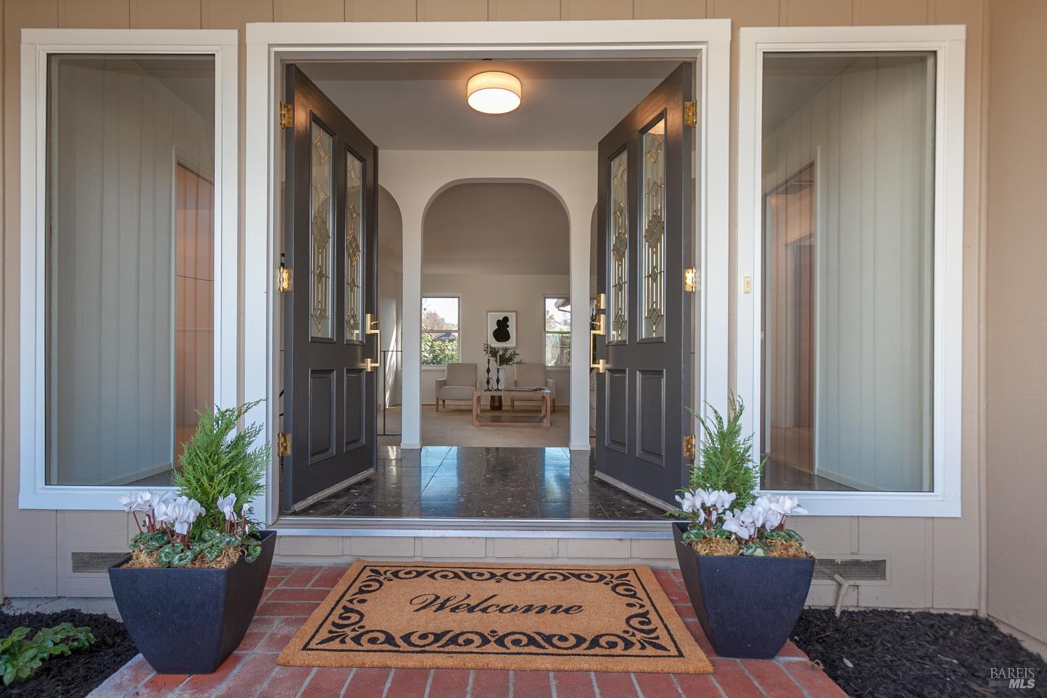 5530 Dupont Drive