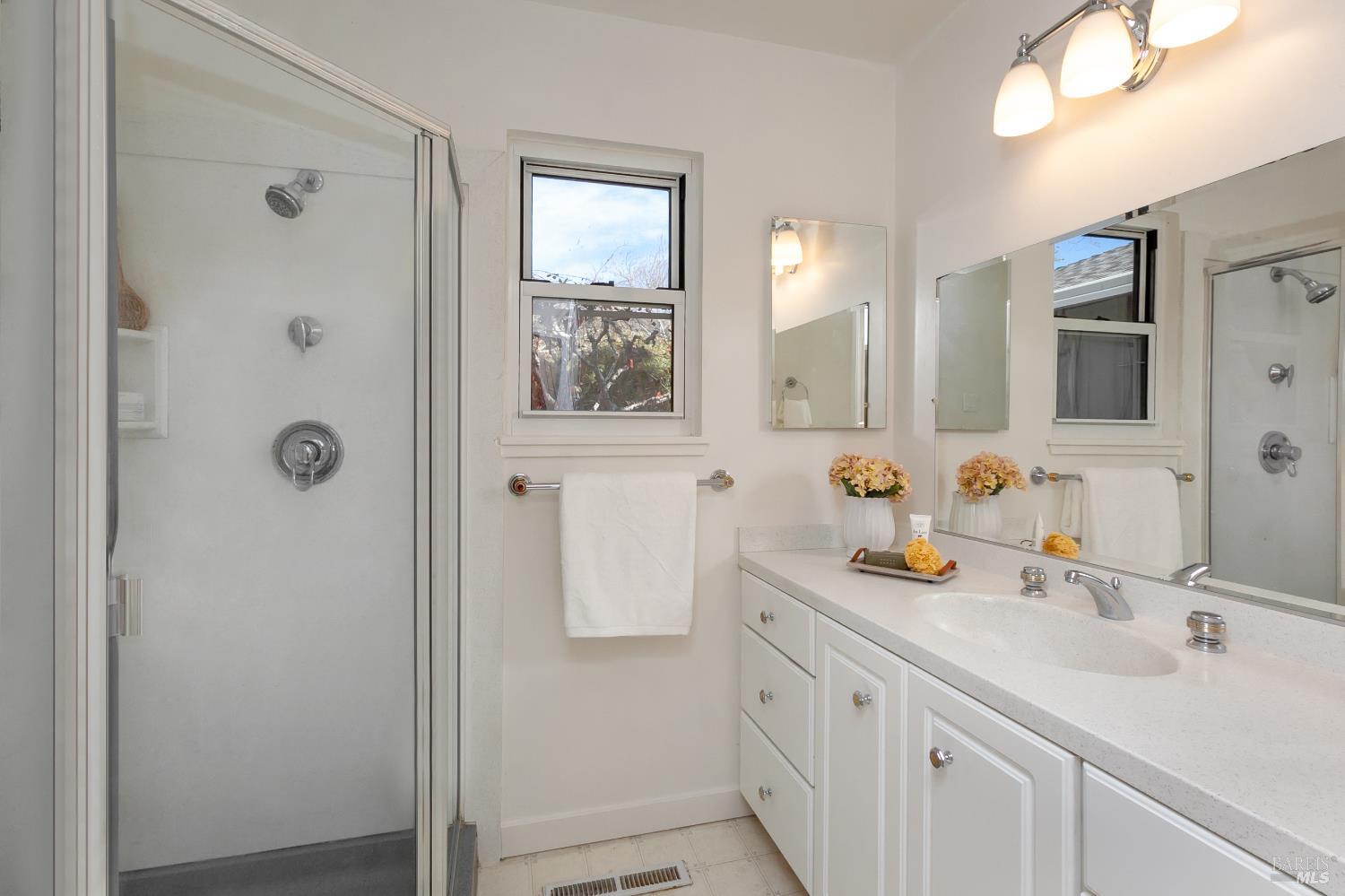 5530 Dupont Drive