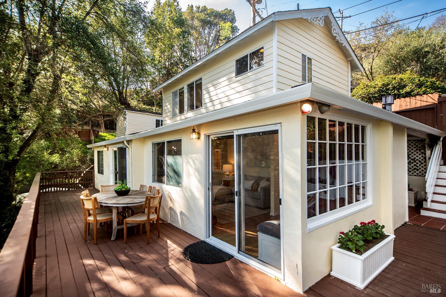 138 Miramar Avenue