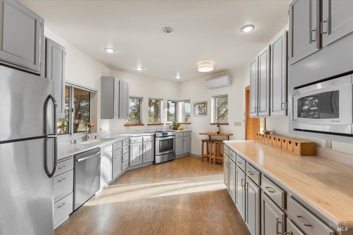 920 Lytton Springs Road