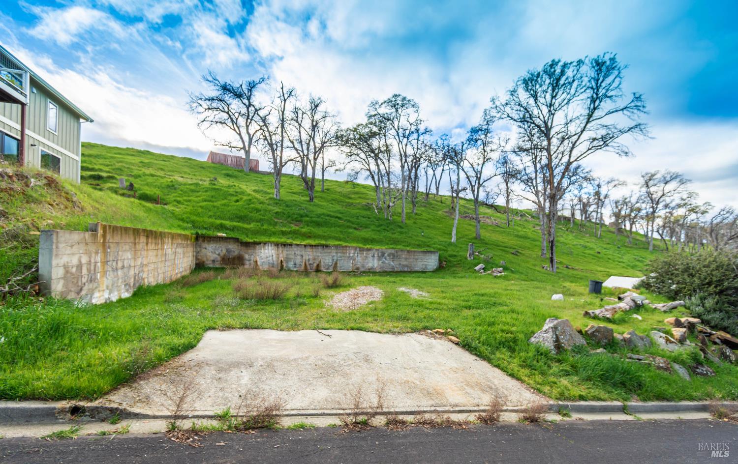 1101 Headlands Drive