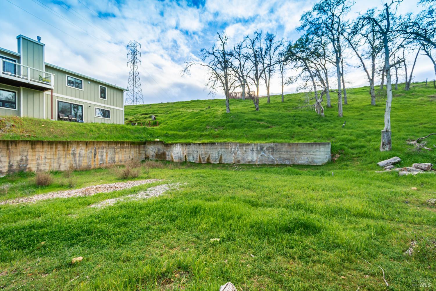 1101 Headlands Drive