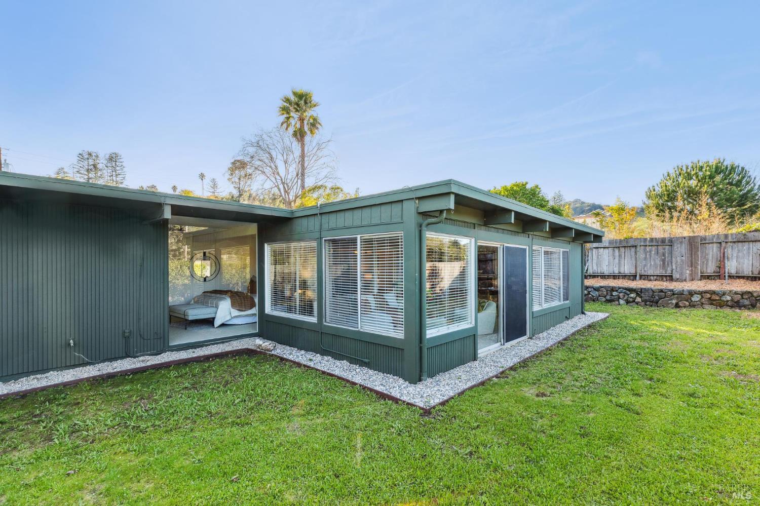 750 Montecillo Road