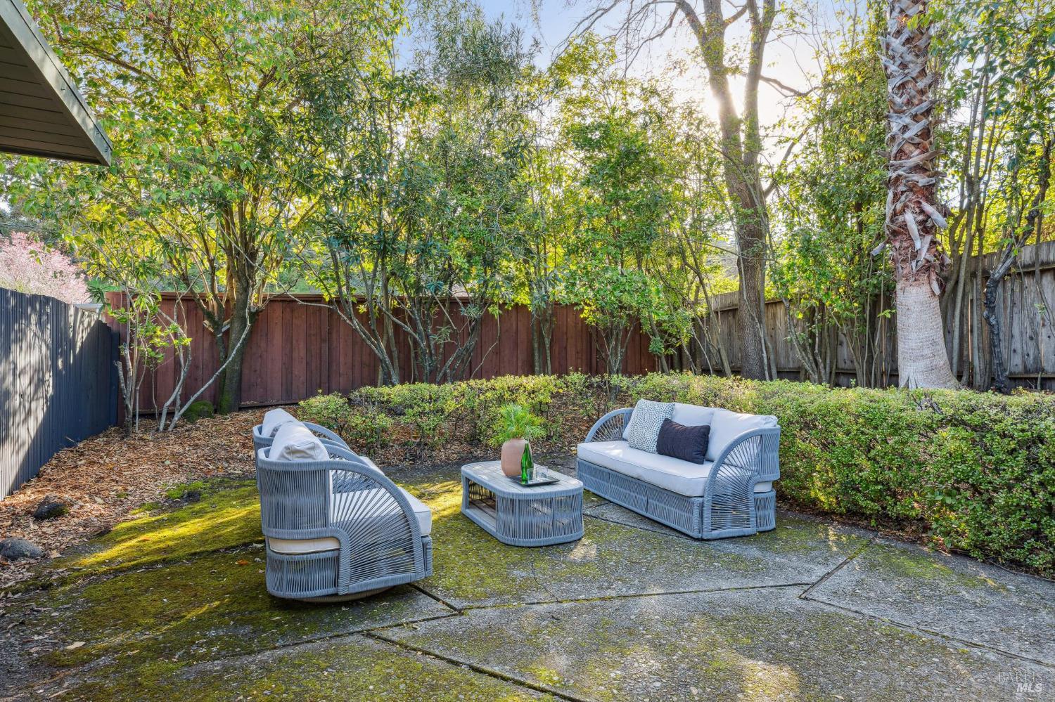 750 Montecillo Road