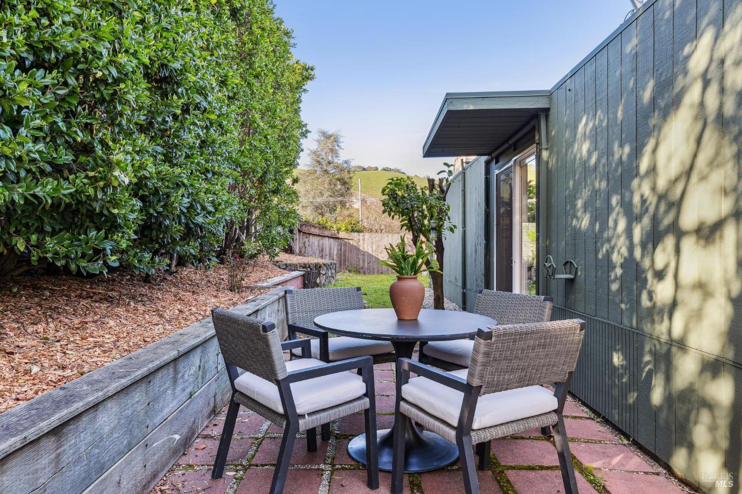 750 Montecillo Road