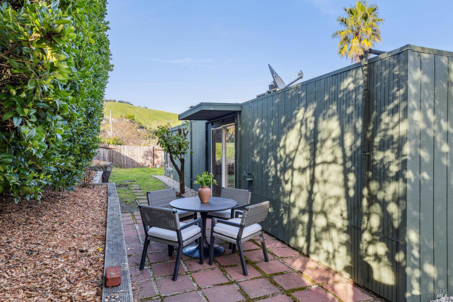 750 Montecillo Road