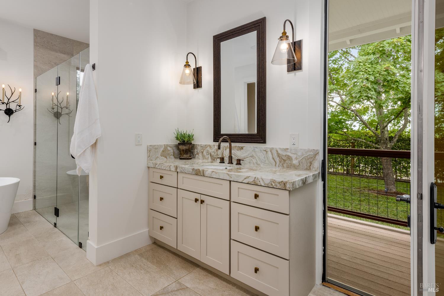 6476 Red Winery Road