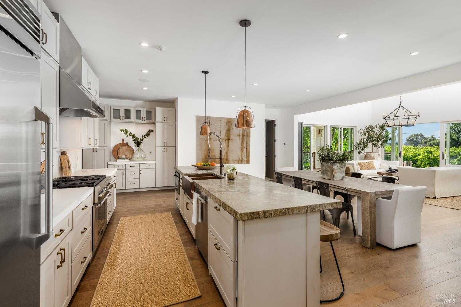 6476 Red Winery Road