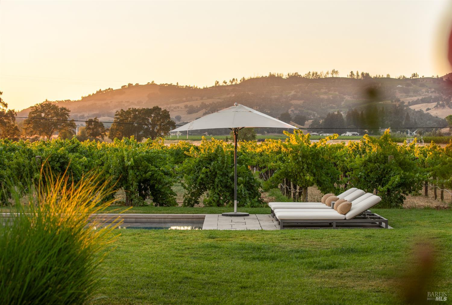 6476 Red Winery Road