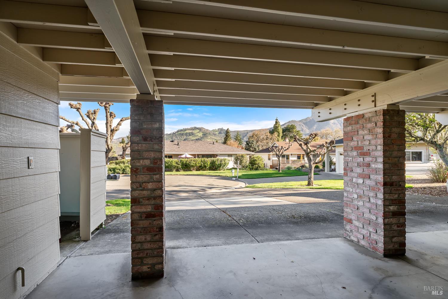 497 Oak Vista Place