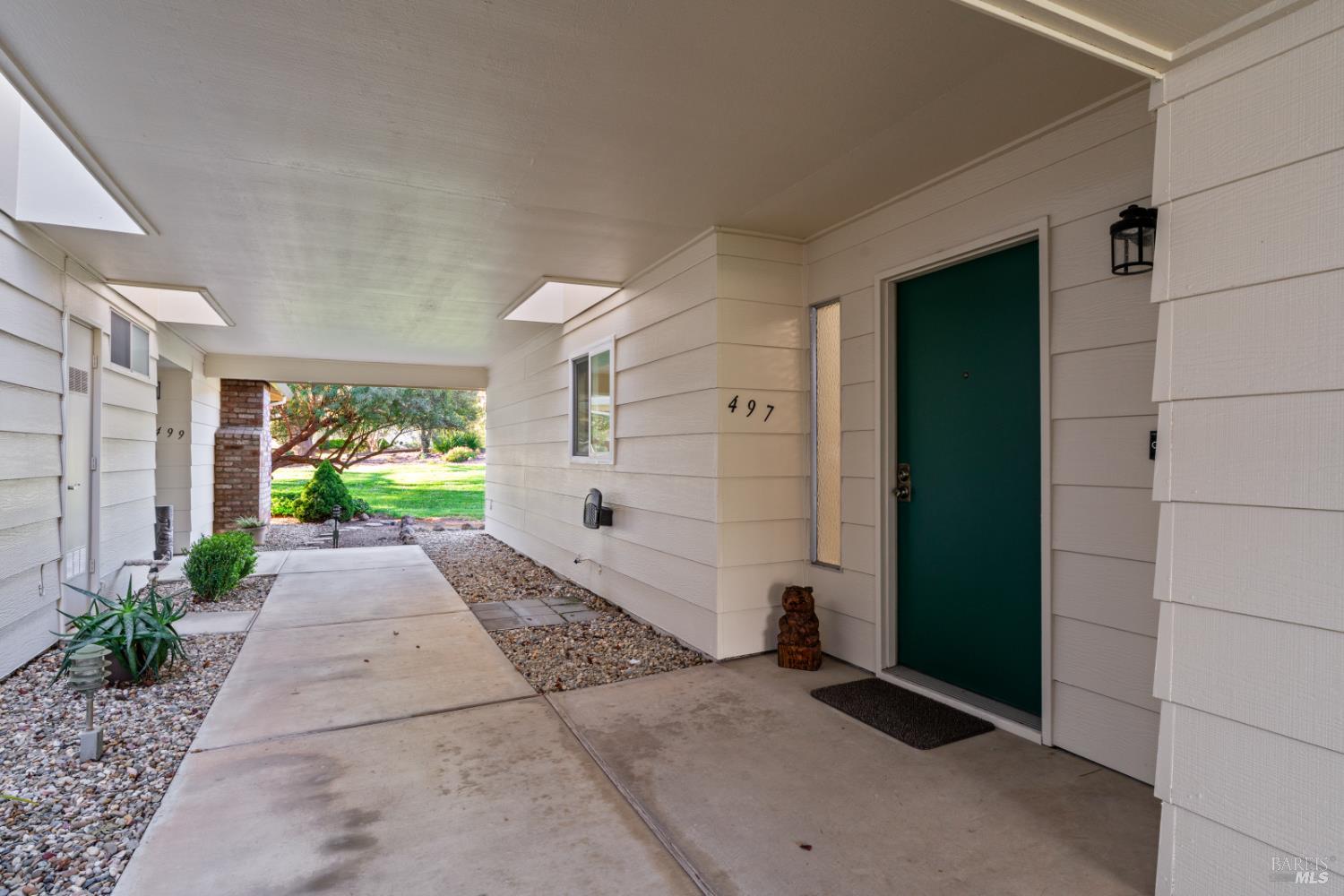 497 Oak Vista Place