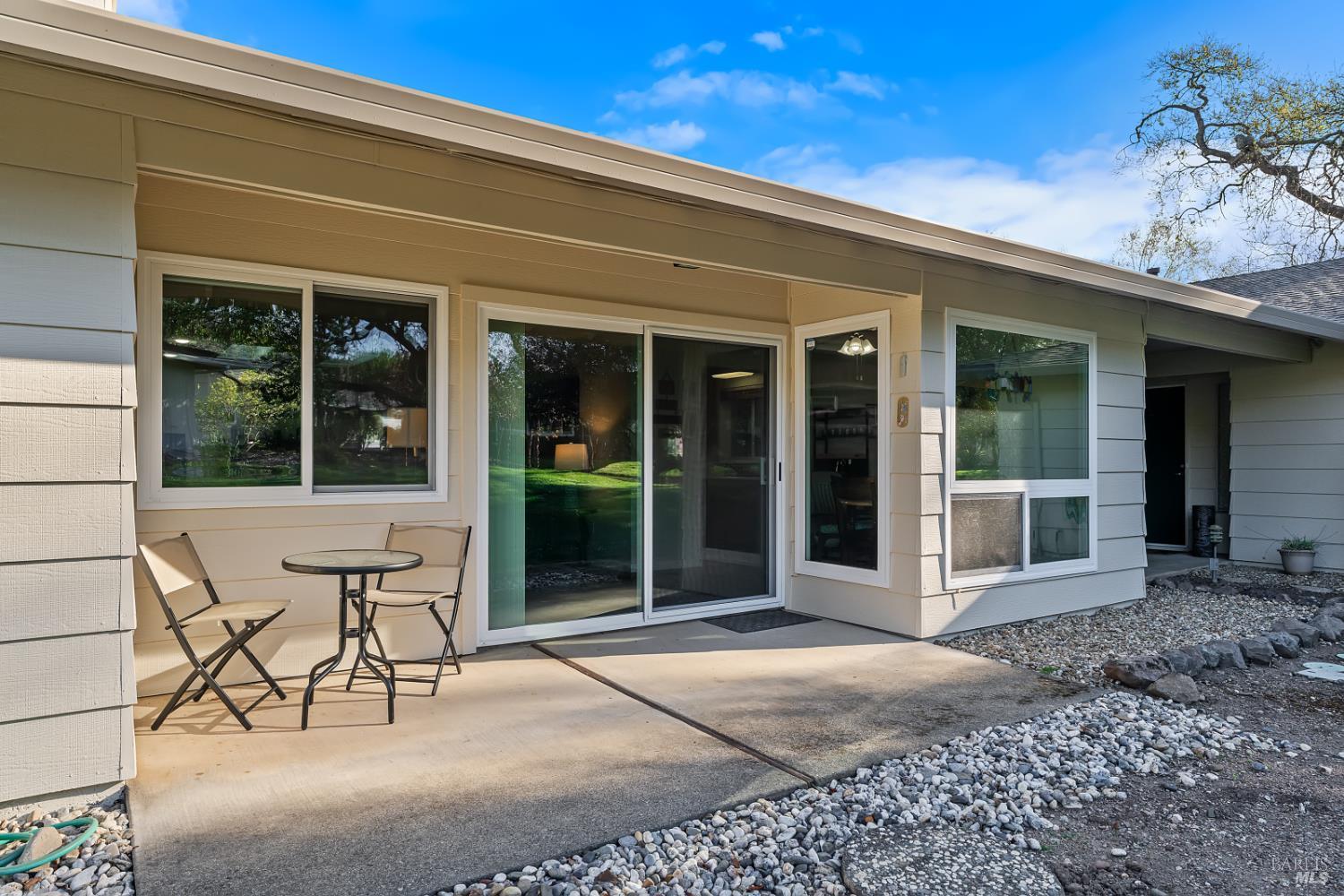 497 Oak Vista Place