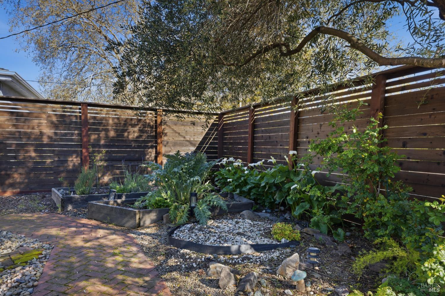 2021 Spring Creek Drive