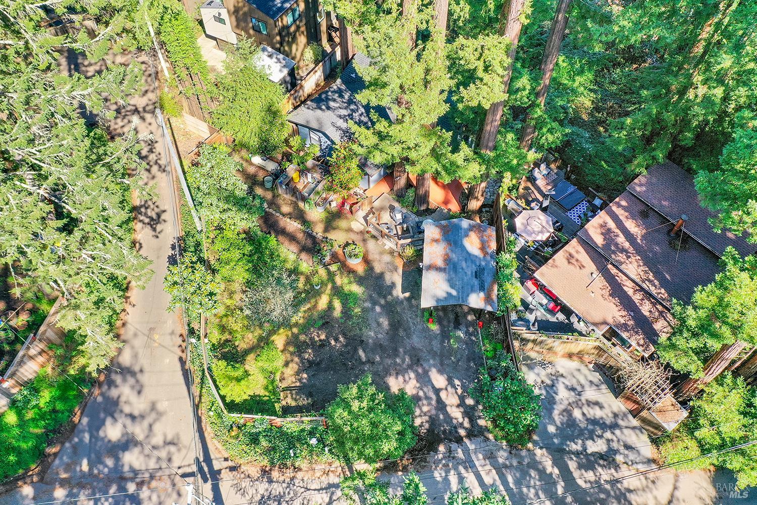 17450 Summit Avenue