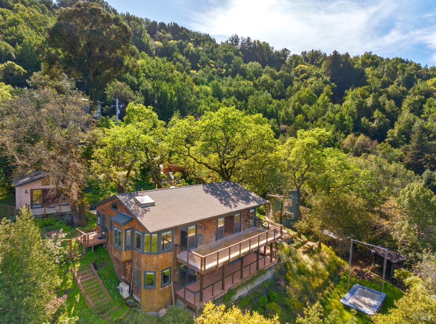 118 Francis Avenue