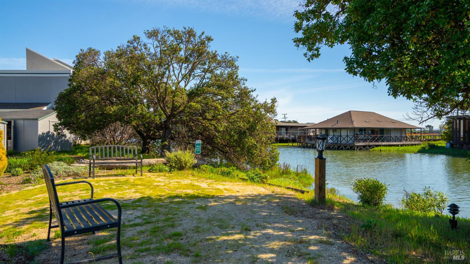 623 Larkspur Plaza Drive
