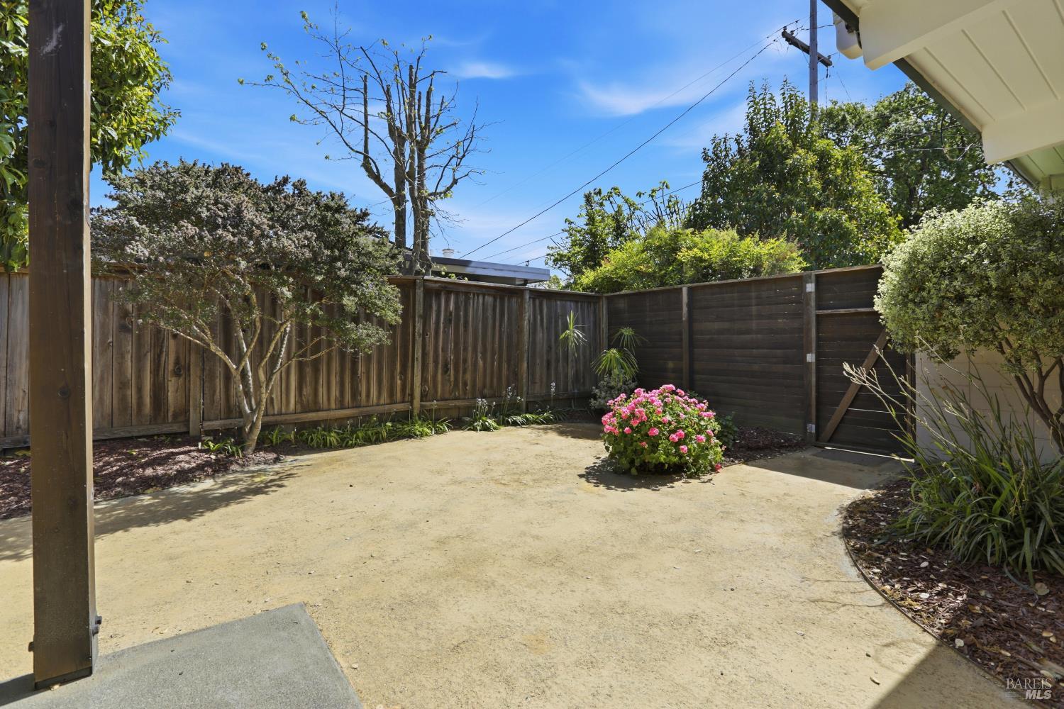 656 Bamboo Terrace