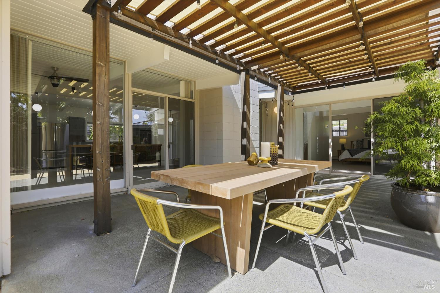 656 Bamboo Terrace