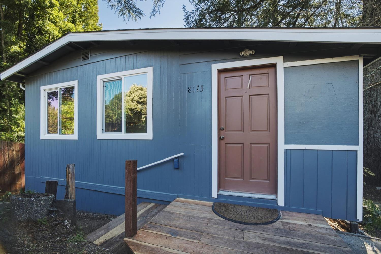 8175 Knoll Drive
