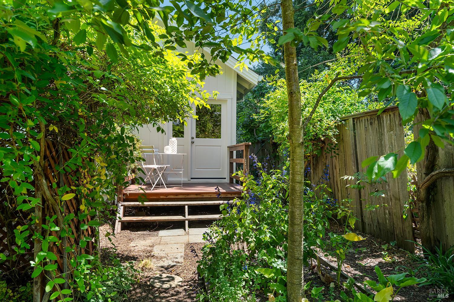 450 Florence Avenue