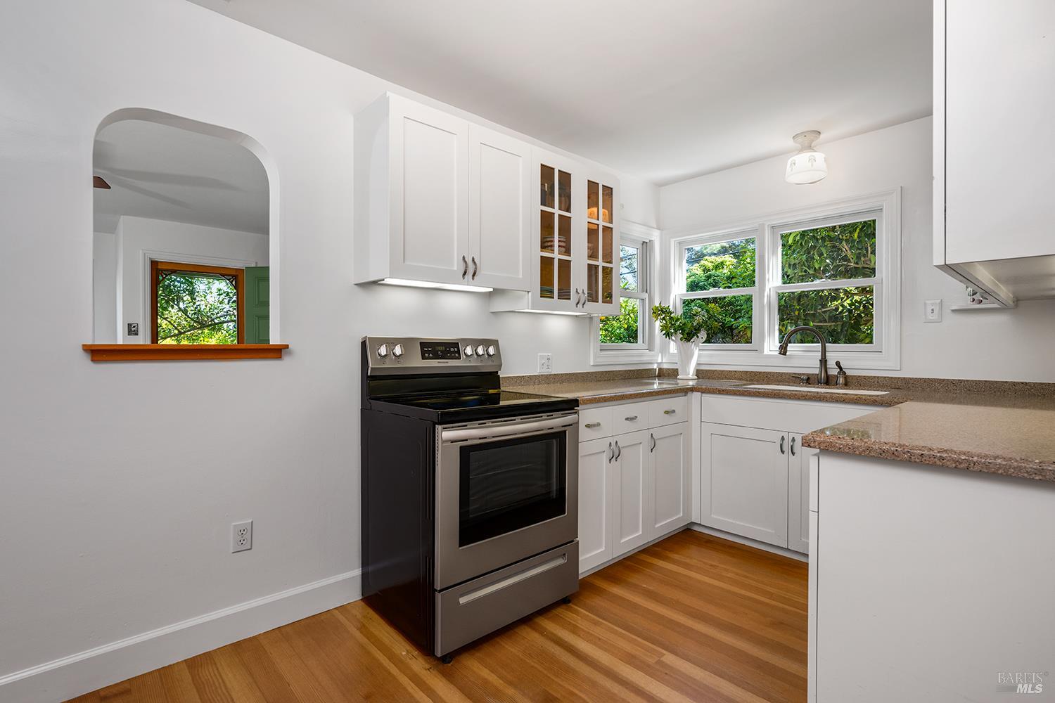 796 S High St Street