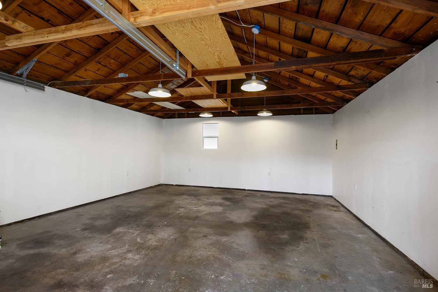 796 S High St Street
