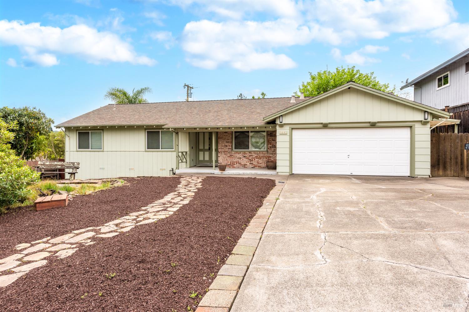 5642 Yerba Buena Road