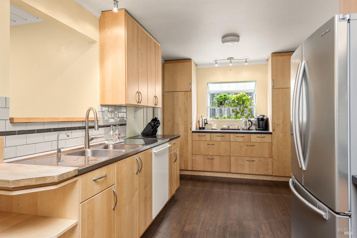 5642 Yerba Buena Road