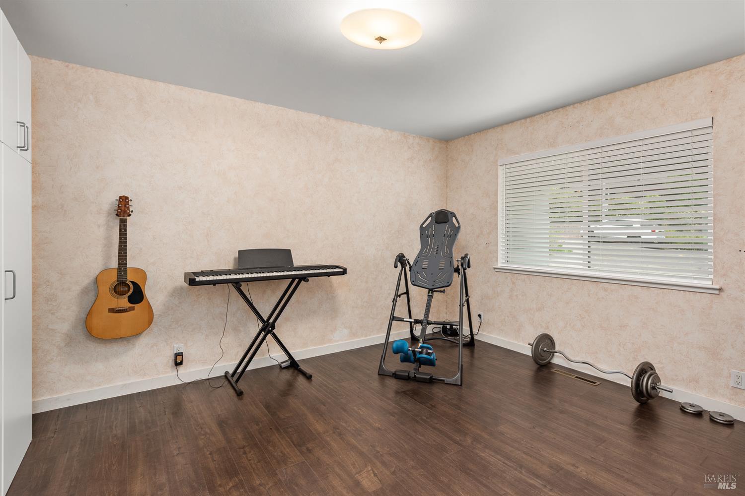 5642 Yerba Buena Road