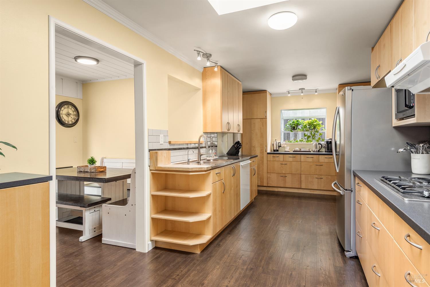 5642 Yerba Buena Road