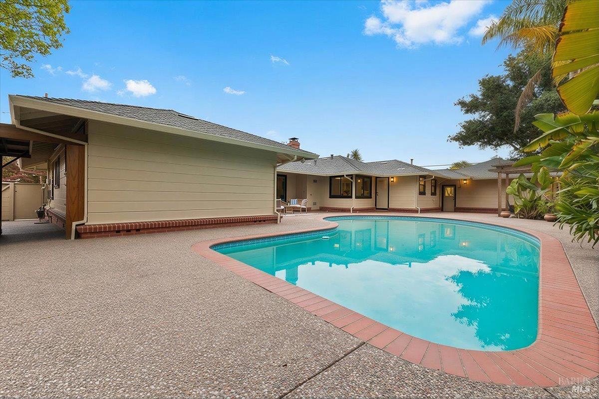 205 Alderbrook Drive