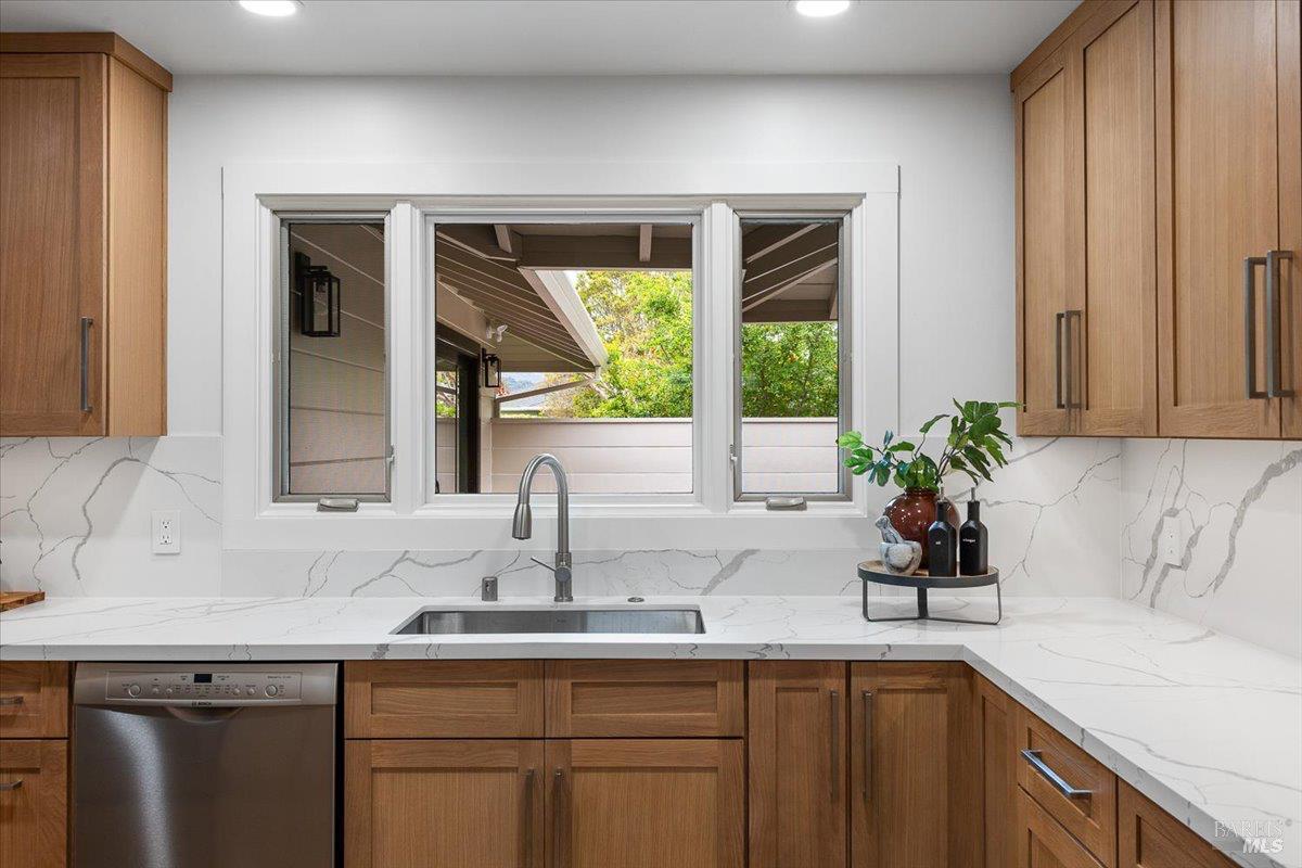 205 Alderbrook Drive