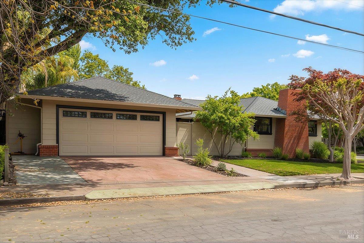 205 Alderbrook Drive