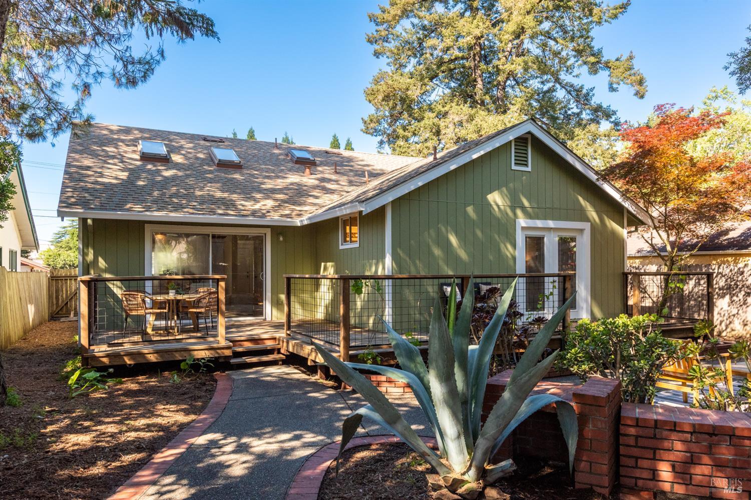 476 Talbot Avenue