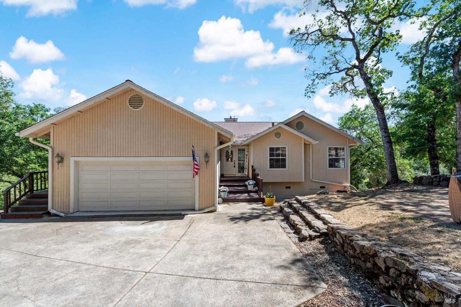 258 Circle Oaks Drive