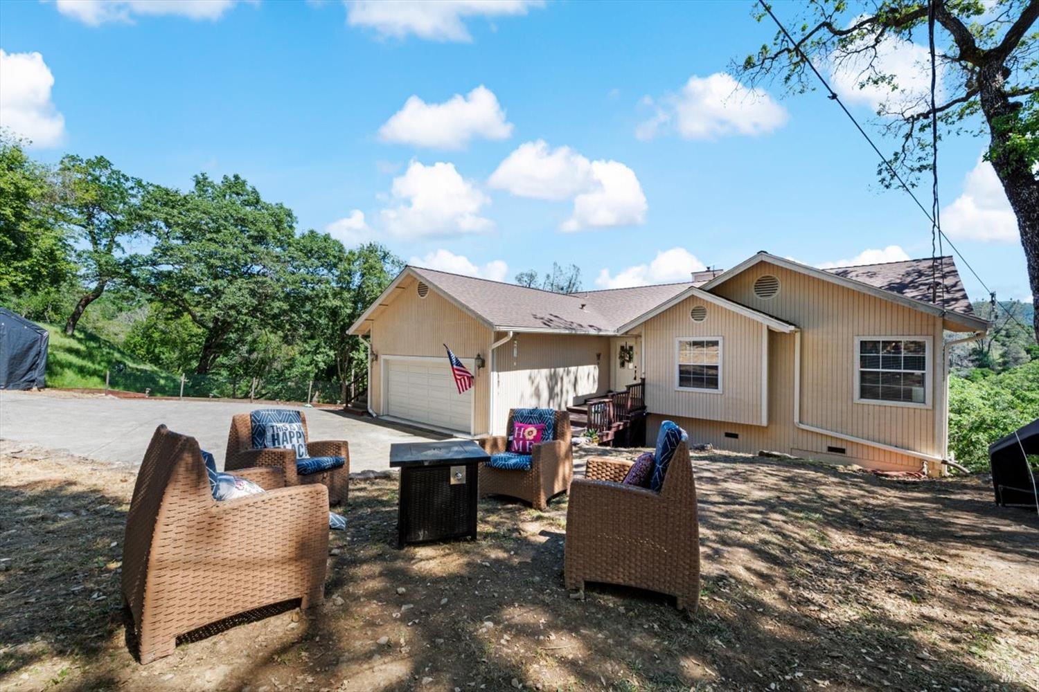 258 Circle Oaks Drive