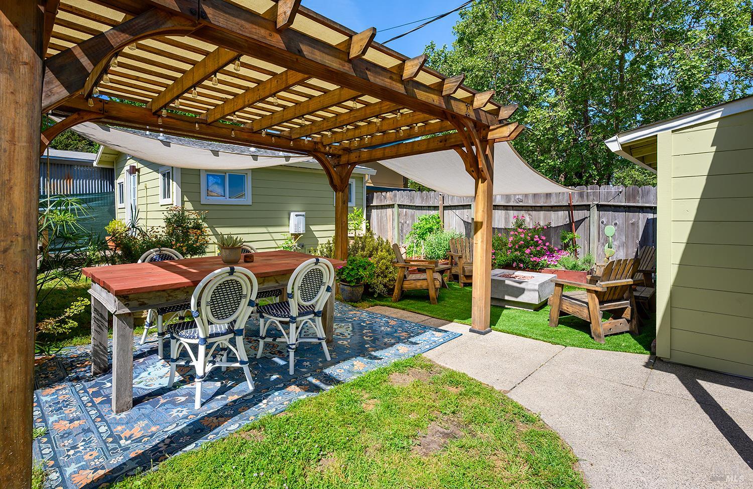 318 Petaluma Avenue